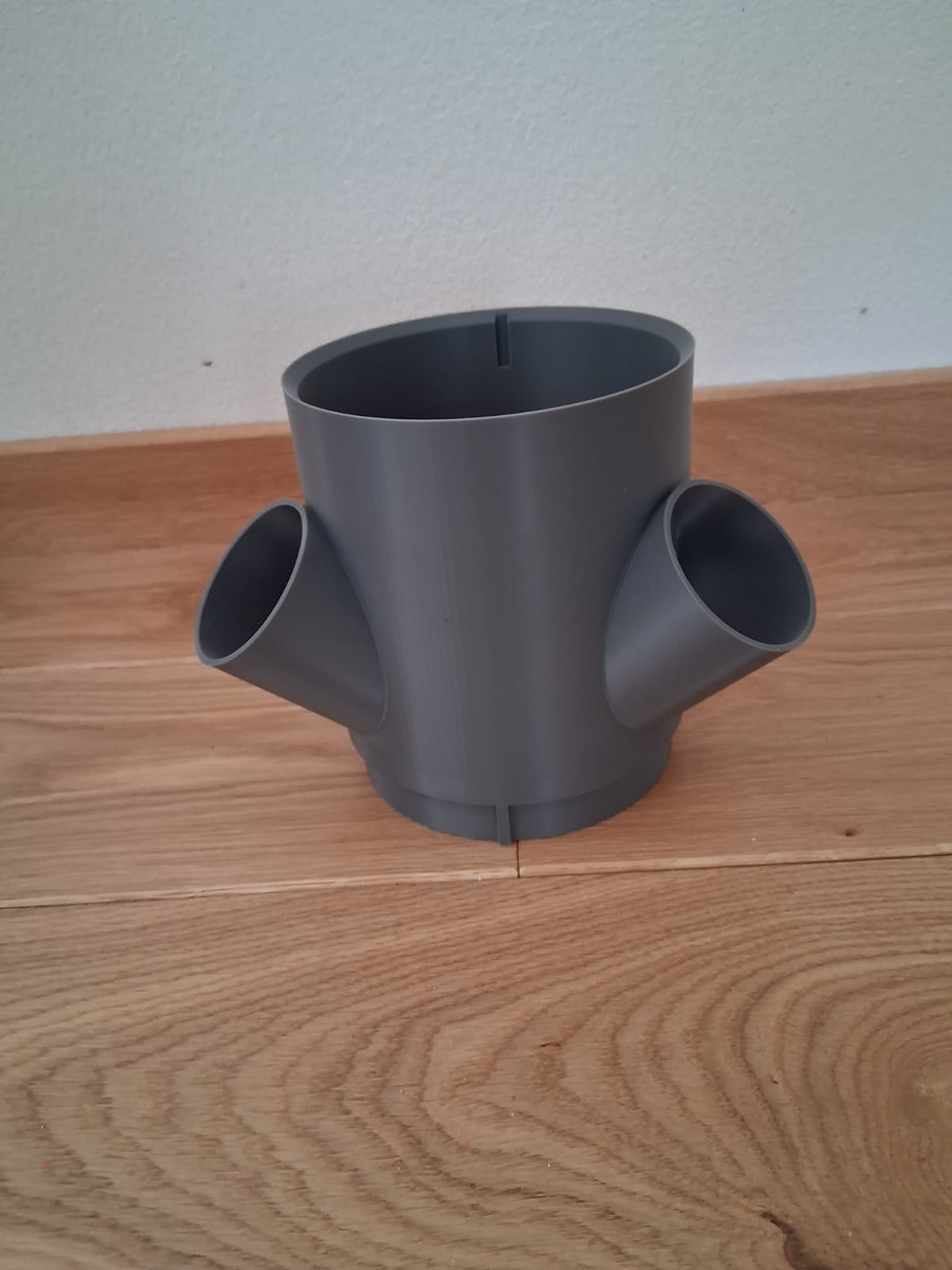 GrowTower 37 – modularer Hydroponik-Tower mit 37-Liter-Behälter